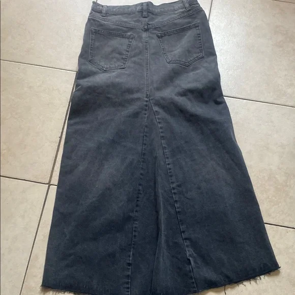 Reformation Black Maxi Trumpet Skirt for Work - Picture 5 of 11